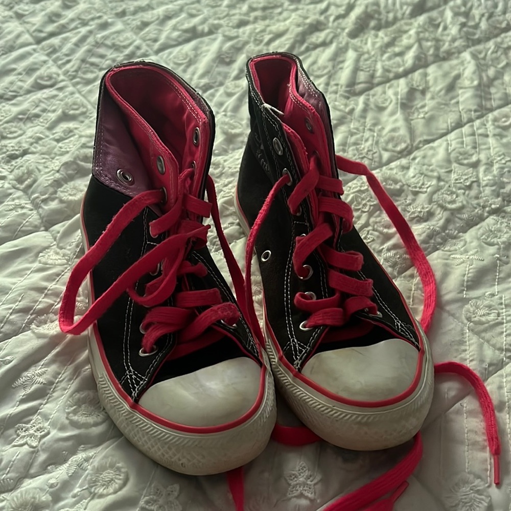 Y2K High Top Converse